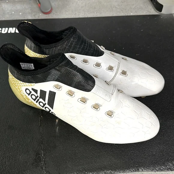 adidas gazelle silver green womens adidas Men's X 16.3 FG Silver Metalic/Core Black/Solar Red  Azteca Soccer